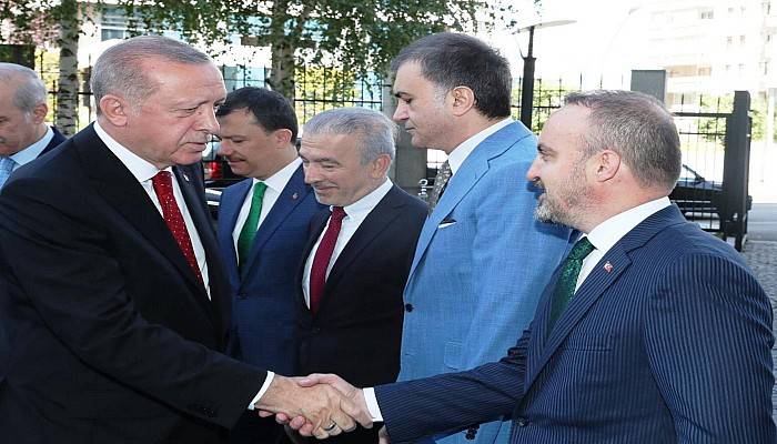 Turan, Cumhurbaşkanı Erdoğan İle Liderler Zirvesine Gidiyor 