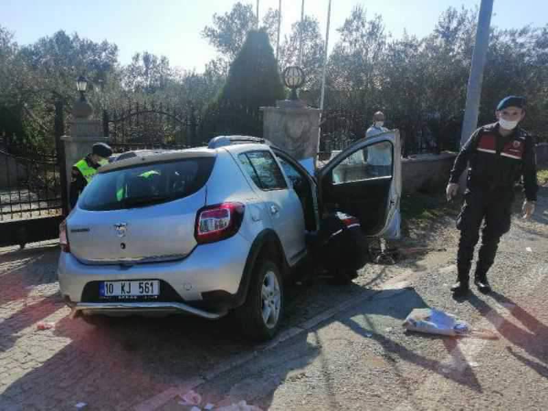 Ayvacık'ta Trafik Kazası: 3 Ölü 1 Ağır Yaralı