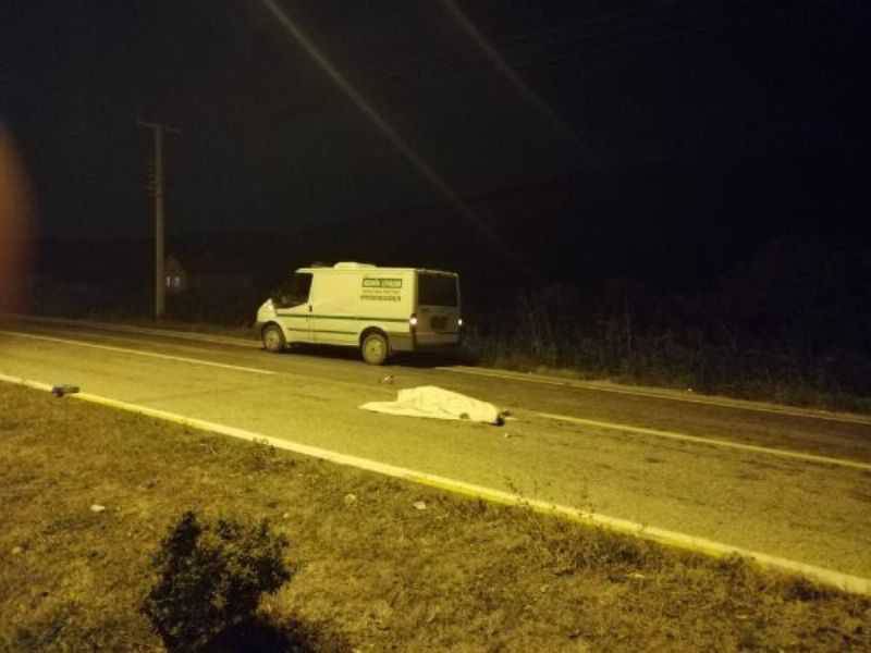 Yol Kenarında Otobüs Beklerken Otomobilin Çarptığı 3 Kadın, Öldü