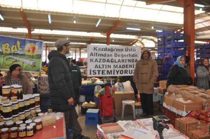 Pazarda, 'Kazdağları'nda Altın Madeni İstemiyoruz' Standı Açtılar