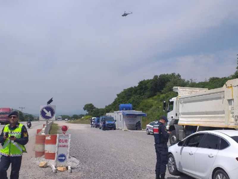 Çanakkale'de Jandarmadan Havadan Trafik Denetimi