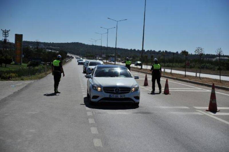 Çanakkale'de Hatalı Sürücüye Kırmızı Düdük Uygulaması