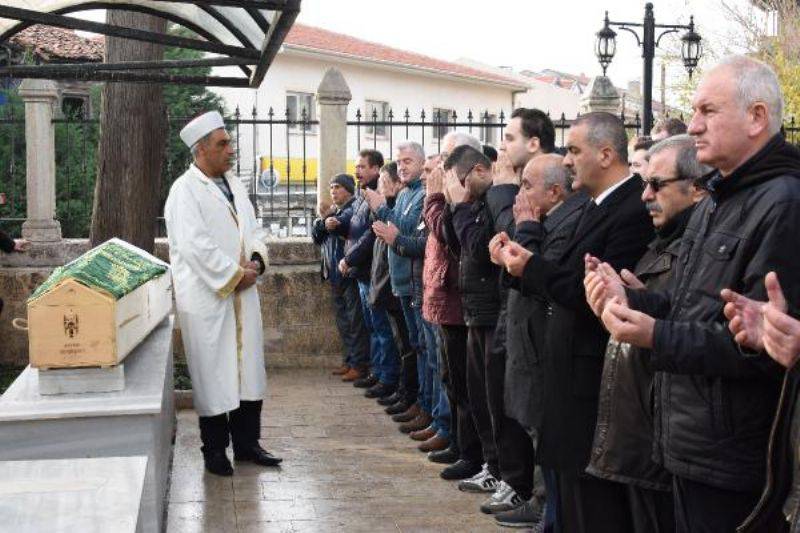 Tren Kazasında Ölen Arif Kahan Ertik, Gelibolu'da Toprağa Verildi