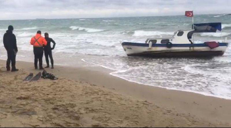 Bozcaada'da Teknesiyle Denize Açılan Kişinin Cansız Bedenine Ulaşıldı