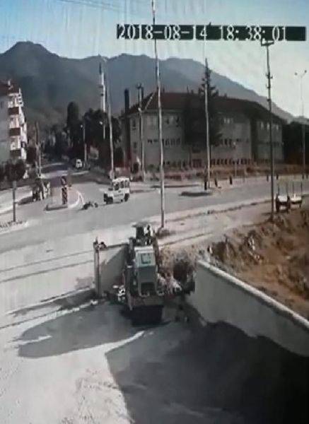 14 Yaşındaki Samed, Motosiklet Kazasında Öldü