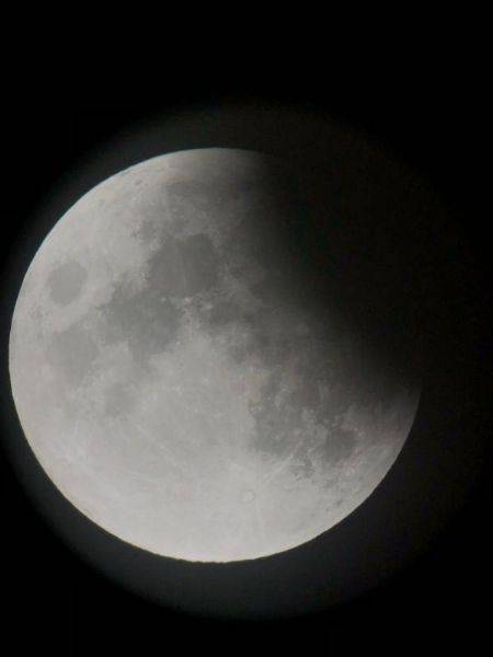 Çanakkale ve Bozcaada'da 'Parçalı Ay Tutulması' Böyle Görüntülendi