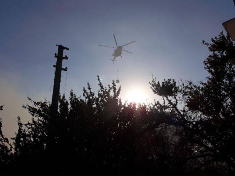 Çanakkale'de Ot Yangını Binaya Sıçradı 