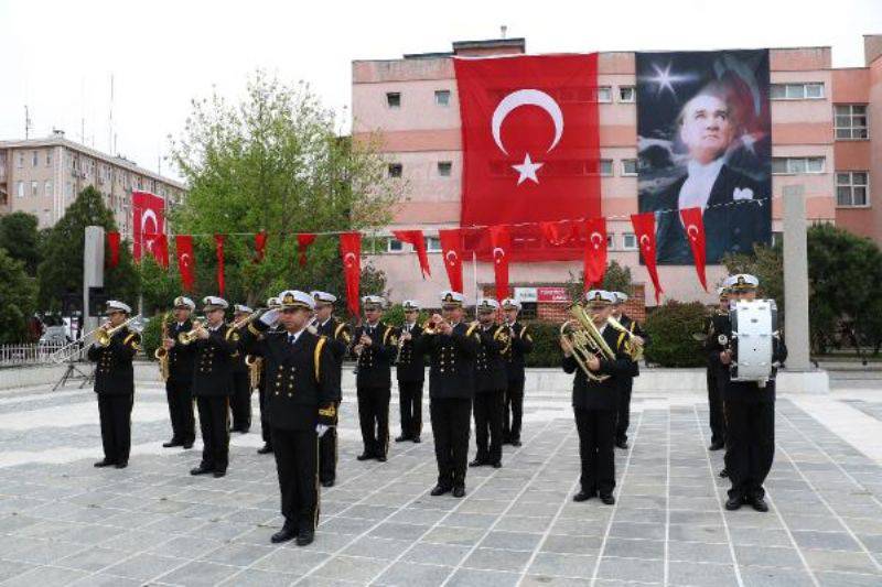 Çanakkale'de 23 Nisan Coşkusu