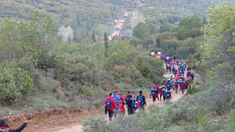 Çanakkale'de 8 Bin Türk, Dedelerinin İzinde Yürüdü
