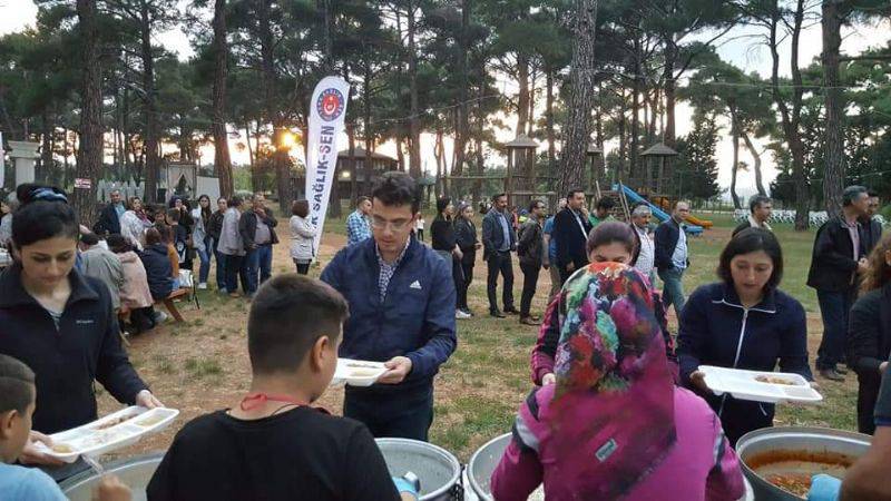 Türk Sağlık Sen Üyelerine Bayramiç'te İftar