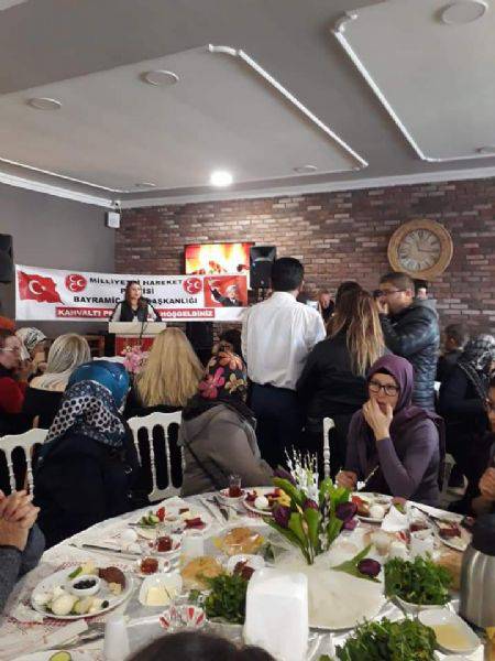 MHP'li Kadınlar Kahvaltıda Buluştu