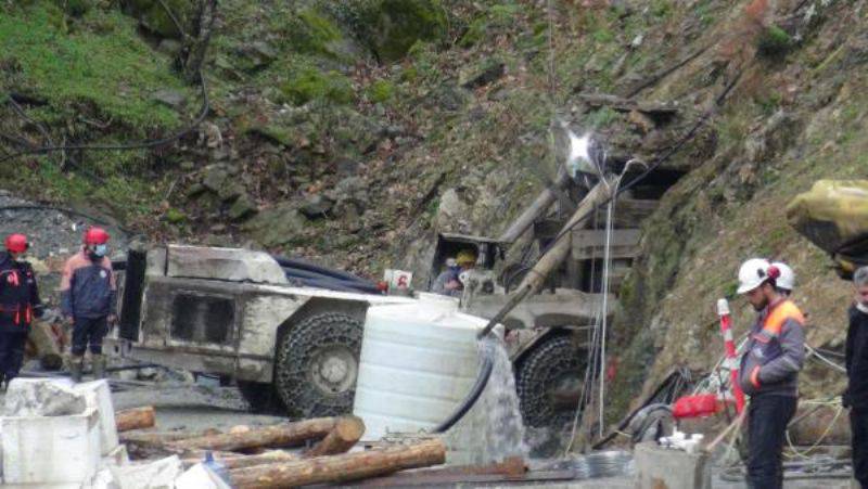 Yenice'de Maden Ocağı Çöktü, Bir İşçi Göçük Altında