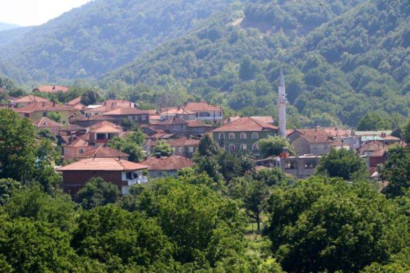 Koronavirüs Tespit Edilen Köy Karantinaya Alındı