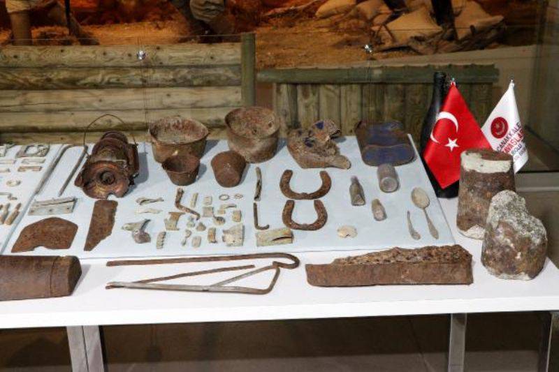 Pulluğa Takılan Savaş Malzemelerini Müzeye Bağışladı