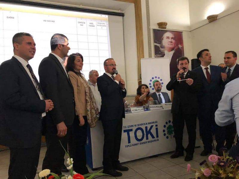 Bayramiç'te TOKİ Konutları İçin Kura Heyecanı Yaşandı