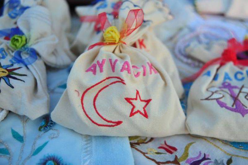 Ayvacık Gölgesinin Yöresel Ürünleri Tanıtıldı