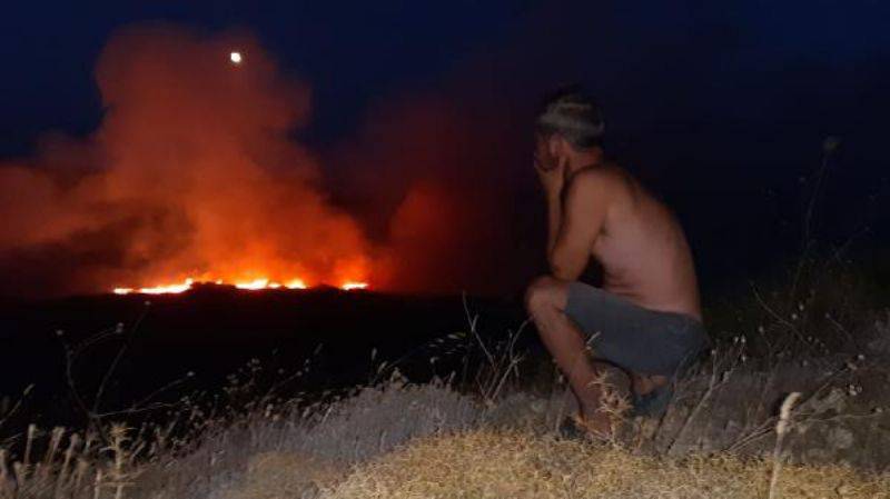 Bozcaada'da Makilik Alanda Yangın