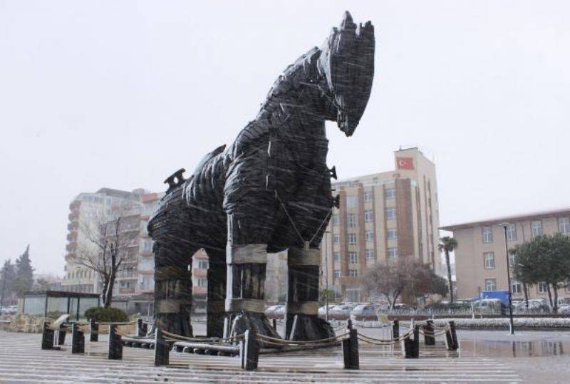 Çanakkale Beyaza Büründü