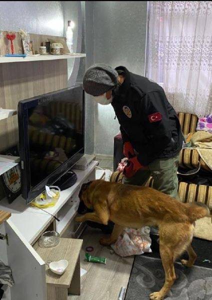 Çanakkale'de Uyuşturucu Tacirlerine Şafak Operasyonu: 15 Gözaltı