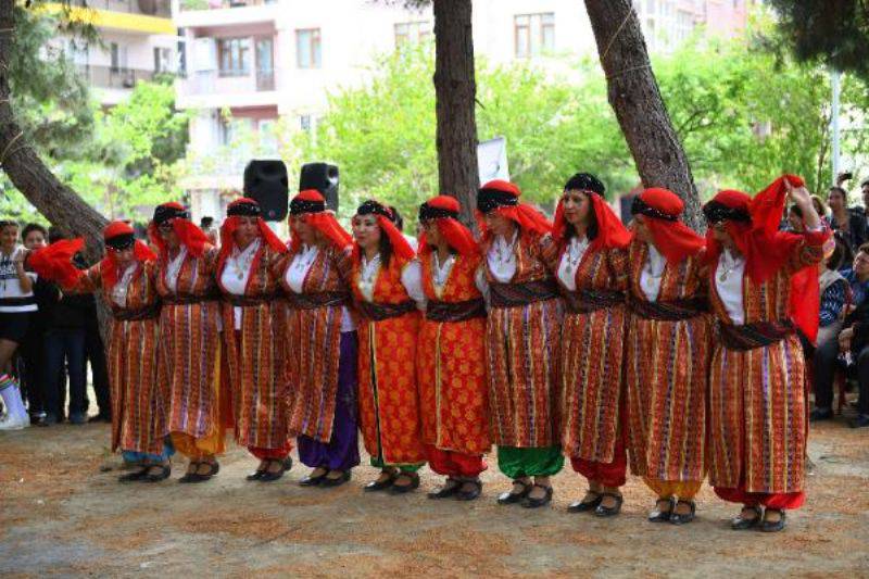 Roman Şenliği Renkli Görüntülere Sahne Oldu