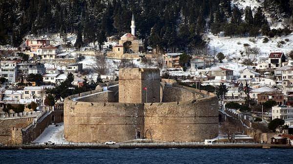 Çanakkale'de Kar Yağışı Sonrası Seyri Doyumsuz Manzaralar Oluştu