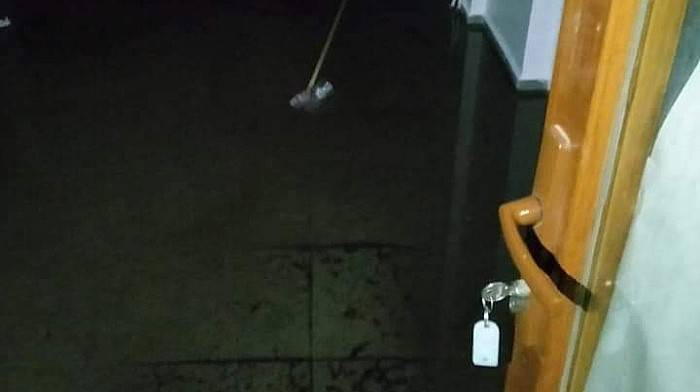 Bayramiç’te İşyerlerini Su Bastı