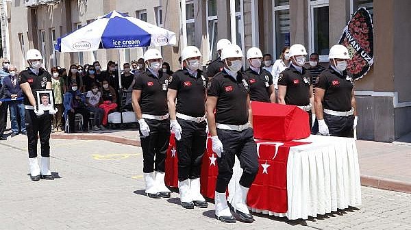 Çanakkale'de Trafik Kazasında Şehit Olan Polis Memuru İçin Tören