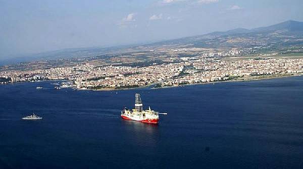 Yavuz Sondaj Gemisi, Çanakkale Boğazı'ndan Geçti