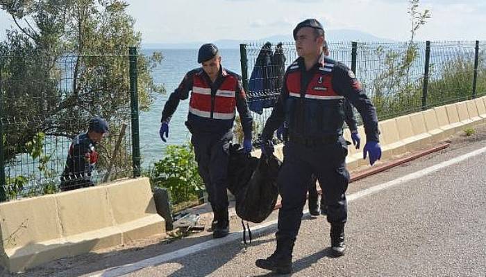 Ayvacık'ta Kıyıya Vurmuş Çocuk Cesedi Bulundu