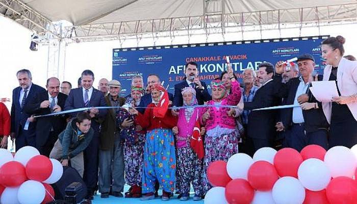 Ayvacık'ta Depremzedeler Konutlarına Kavuştu