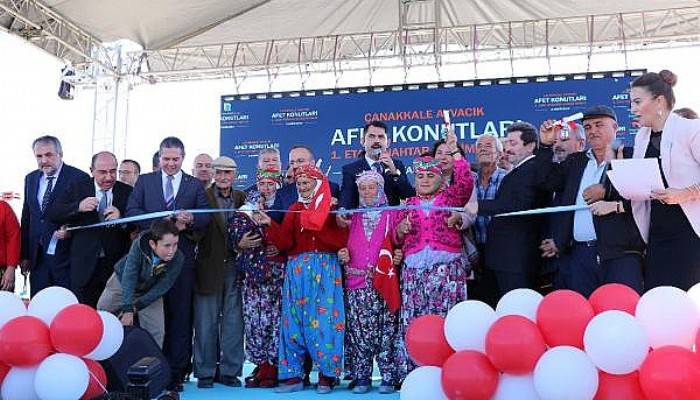 Ayvacık'ta Depremzedeler Konutlarına Kavuştu