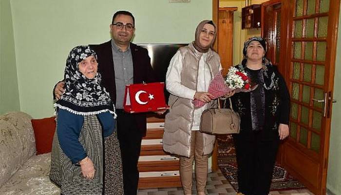 Başkan Erdoğan’dan Şehit Annelerine Ziyaret
