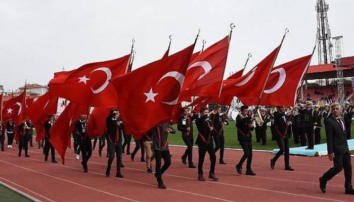 Çanakkale Deniz Zaferi'nin 105'inci Yılında, Stadyum Töreni İptal Edildi