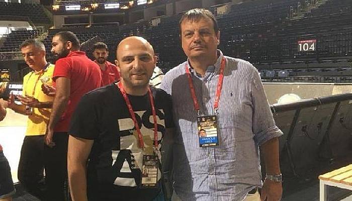 Geliboluspor'un Koçu Gülmeden, Antrenör Seminerine Katıldı