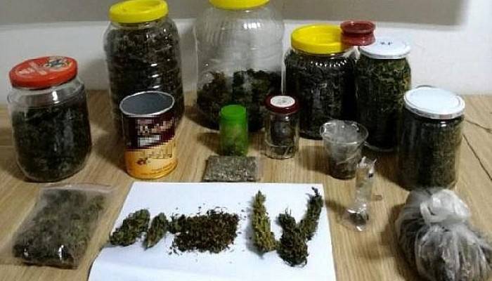 Biga'da Uyuşturucu Operasyonu: 2 Gözaltı