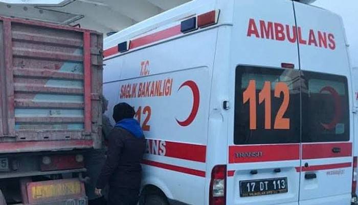 İçinde Ambulansın Olduğu Feribot, Poyraz Nedeniyle Gökçeada'ya Döndü 