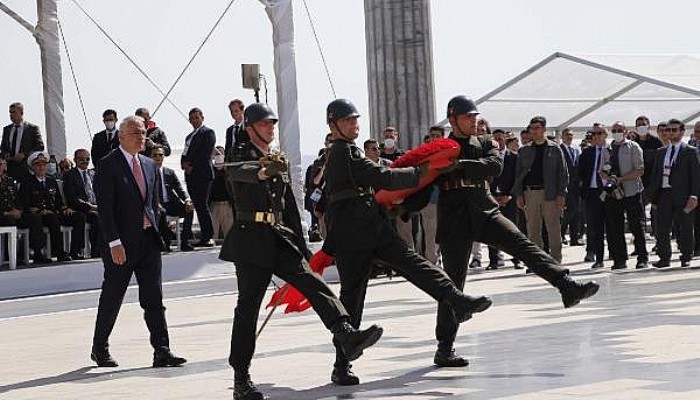 Çanakkale Kara Savaşları'nın 107’nci Yıl Dönümünde Şehitler Anıldı