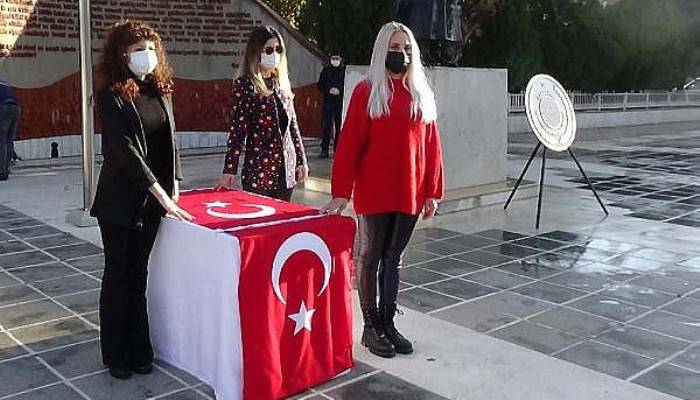 Çanakkale'de Öğretmenler Günü Kutlandı