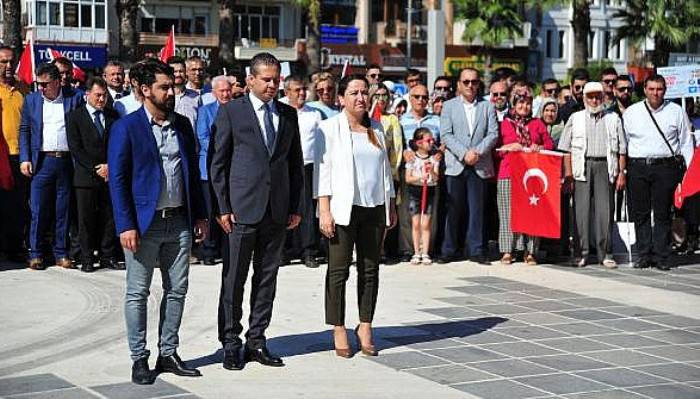 Çanakkale'de AK Parti'nin 17'nci Kuruluş Yıldönümü Kutlandı