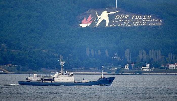 Rus Askeri Gemisi Çanakkale Boğazı'ndan Geçti