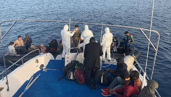 Yunanistan'ın Ölüme Terk Ettiği Göçmenleri, Sahil Güvenlik Ekipleri Kurtardı