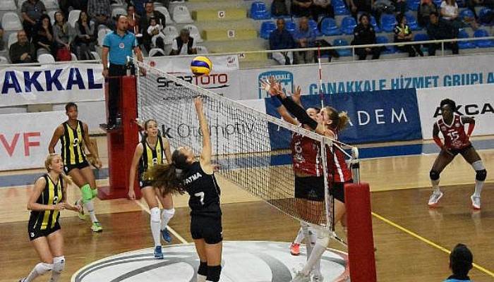 11’inci Uluslararası Voleybol Barış Turnuvası'nda İlk Maçlar Sona Erdi