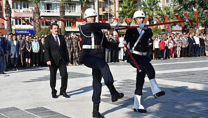 Çanakkale’de Zafer Bayramı Kutlandı