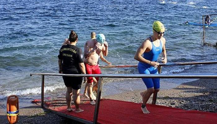 Zafer Bayramı'nda Çanakkale Boğazı'nda Yüzme Yarışması