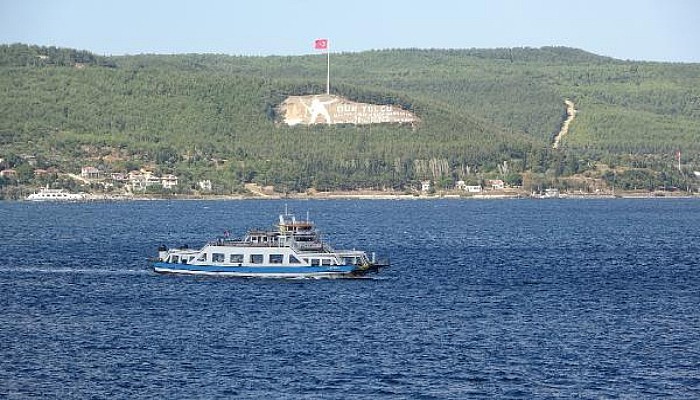 Gökçeada'ya Yarınki Tüm Feribot Seferleri İptal Edildi