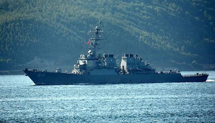 ABD'nin Füze Güdümlü Destroyeri ‘USS Carney’ Çanakkale Boğazından Geçti