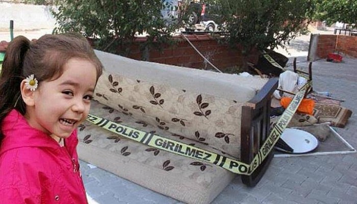 Babasının Terastan Attığı Çekyat Başına Çarpan 4 Yaşındaki Rana, Öldü