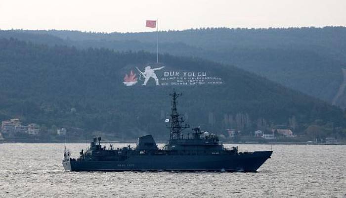 Rus Keşif Gemisi 'Ivan Khurs' Çanakkale Boğazı'ndan Geçti