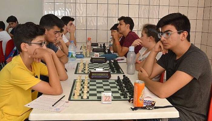 ÇOMÜ'de, 26'ncı Troya Uluslararası Açık Satranç Turnuvası Başladı