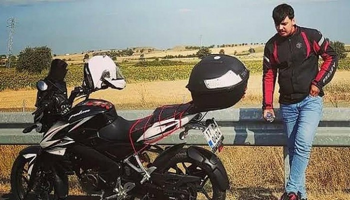Motosiklet Kazasında Kaskı Fırlayan Üniversiteli Öldü, Arkadaşı Ağır Yaralandı